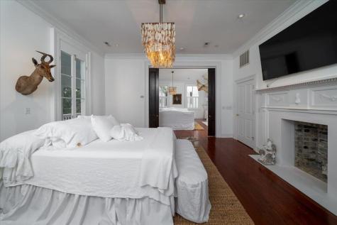 180 Broad Street Charleston SC 29401