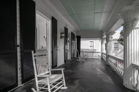 180 Broad Street Charleston SC 29401