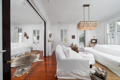 180 Broad Street Charleston SC 29401