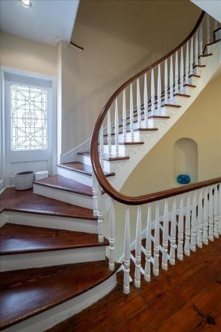 180 Broad Street Charleston SC 29401