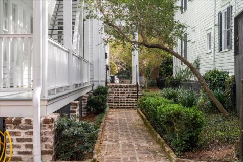 180 Broad Street Charleston SC 29401