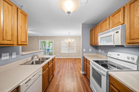 7873 Park Gate Drive North Charleston SC 29418