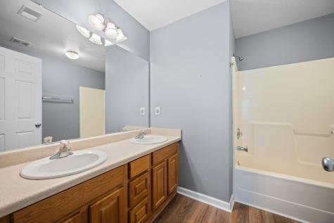 7873 Park Gate Drive North Charleston SC 29418