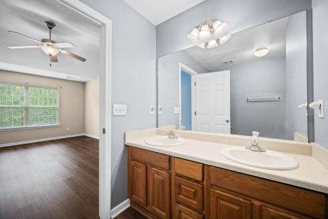 7873 Park Gate Drive North Charleston SC 29418