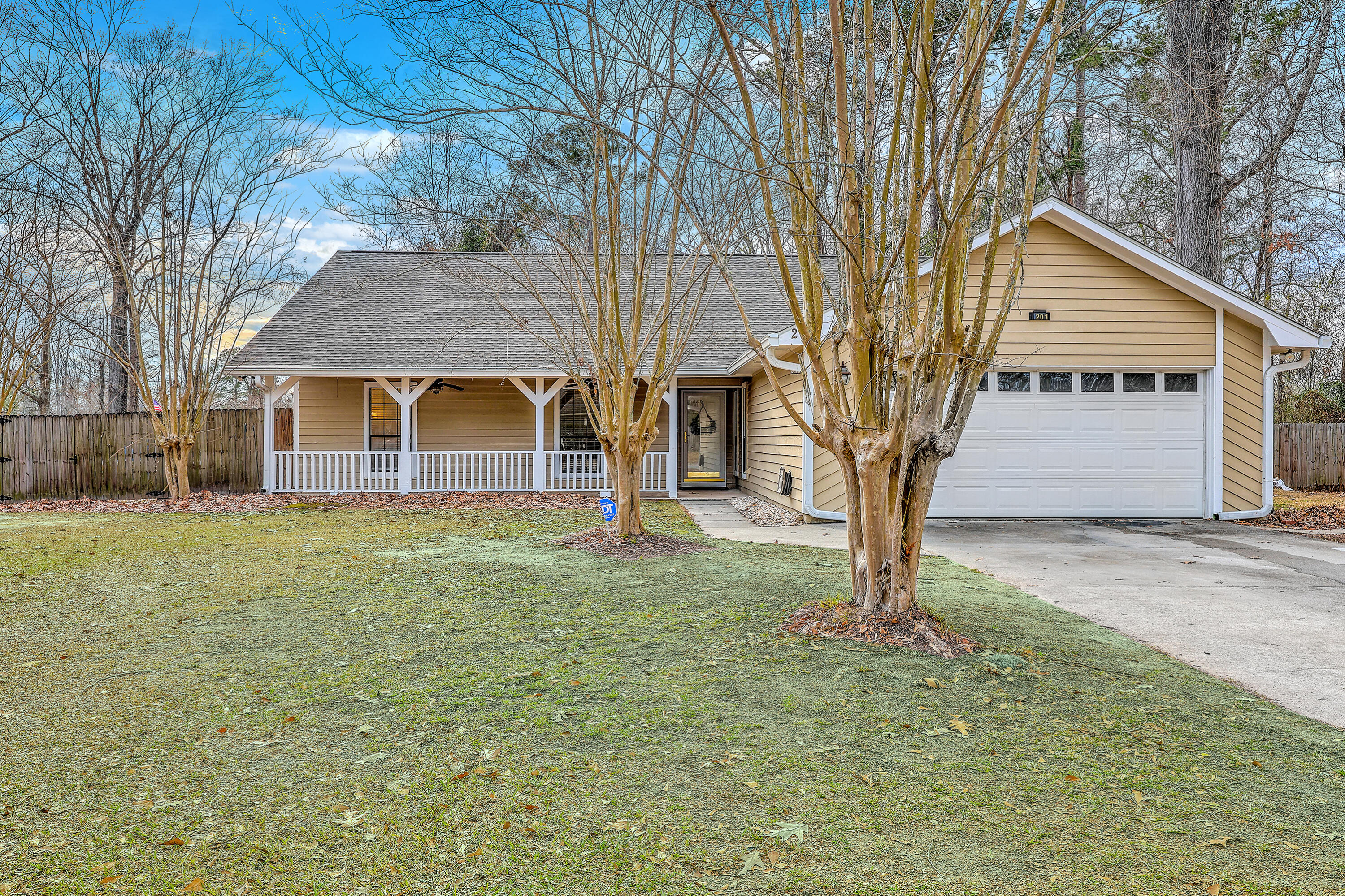 201 Sweetbriar Road Summerville SC 29485