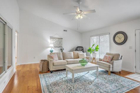 201 Sweetbriar Road Summerville SC 29485