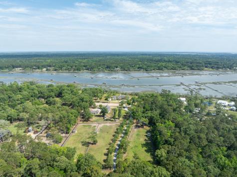 4855 Retriever Road Wadmalaw Island SC 29487