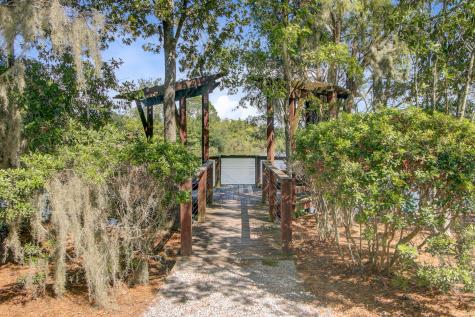 1963 Longhorn Lane Summerville SC 29485