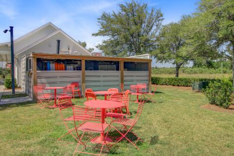 1963 Longhorn Lane Summerville SC 29485