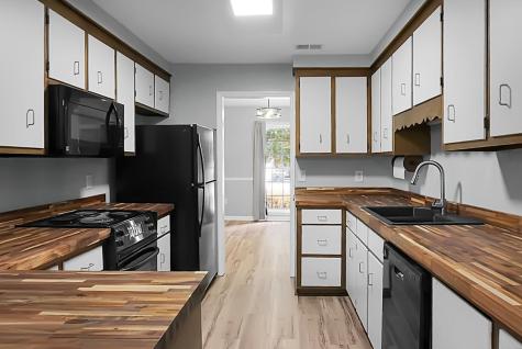 1142 Brookside Drive Hanahan SC 29410