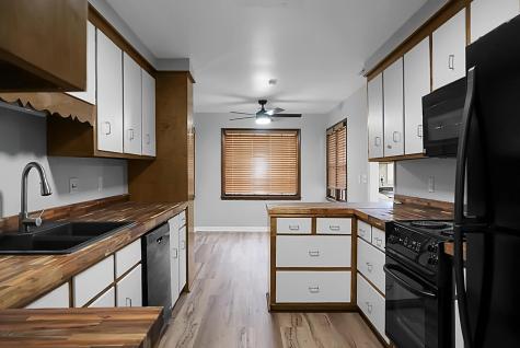 1142 Brookside Drive Hanahan SC 29410