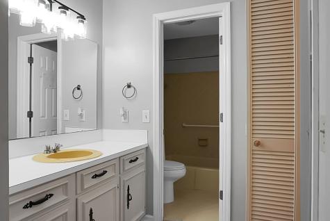 1142 Brookside Drive Hanahan SC 29410