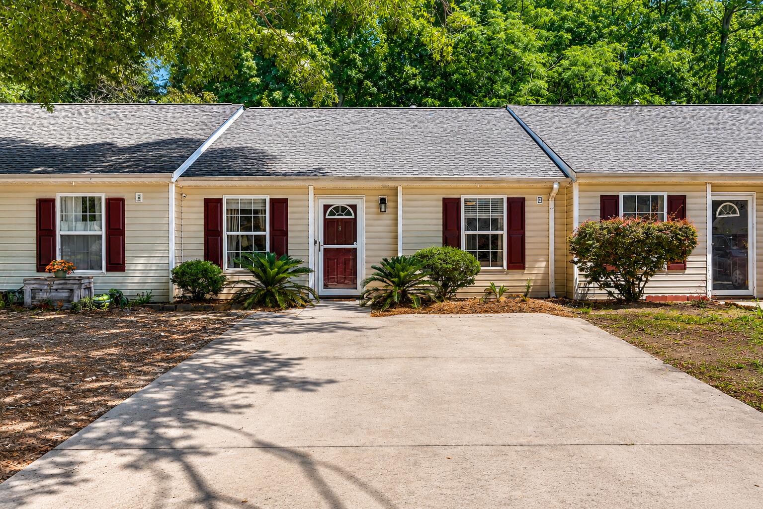 1561 Blaze Lane Charleston SC 29412