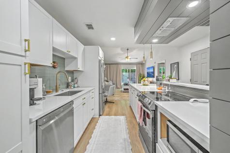 1561 Blaze Lane Charleston SC 29412