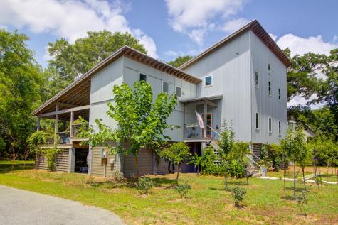 1584 Periwinkle Drive Mount Pleasant SC 29466