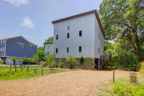 1584 Periwinkle Drive Mount Pleasant SC 29466
