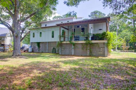 1584 Periwinkle Drive Mount Pleasant SC 29466