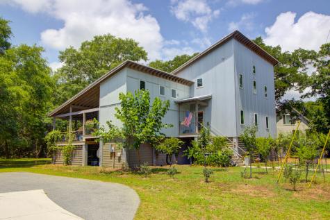 1584 Periwinkle Drive Mount Pleasant SC 29466