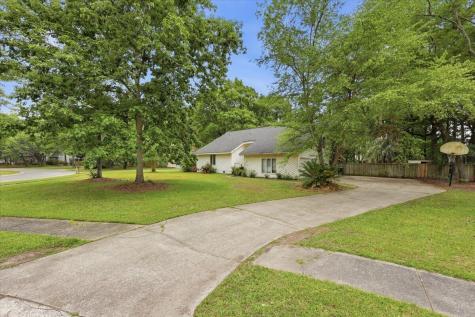 117 Queensbury Circle Goose Creek SC 29445