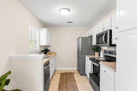 8637 Madelyn Street North Charleston SC 29406