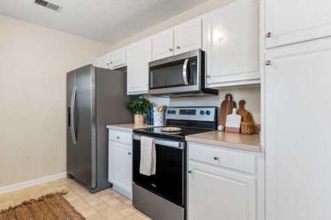 8637 Madelyn Street North Charleston SC 29406