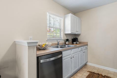8637 Madelyn Street North Charleston SC 29406