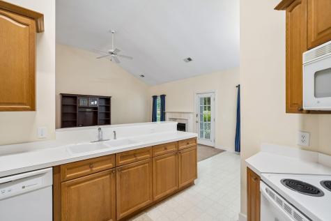 1613 Wayah Drive Charleston SC 29414