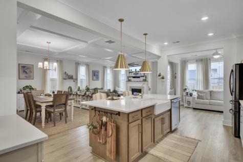 472 Rowley Lane Summerville SC 29486