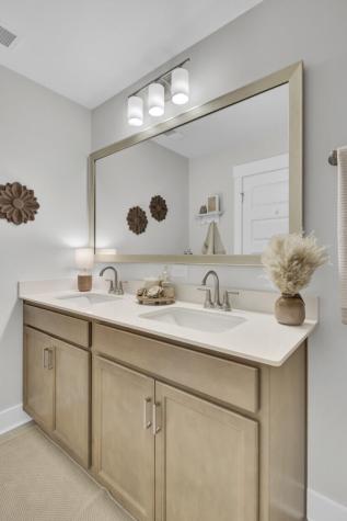 472 Rowley Lane Summerville SC 29486