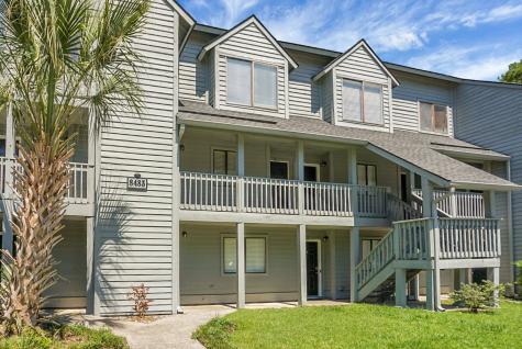 8483 Yadkin Circle North Charleston SC 29406
