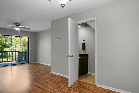 8483 Yadkin Circle North Charleston SC 29406