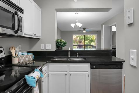 8483 Yadkin Circle North Charleston SC 29406
