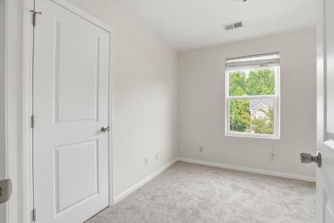 9060 Parlor Drive Ladson SC 29456