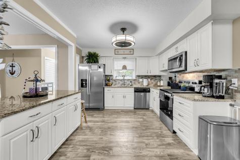 1816 Aylsford Court Charleston SC 29412