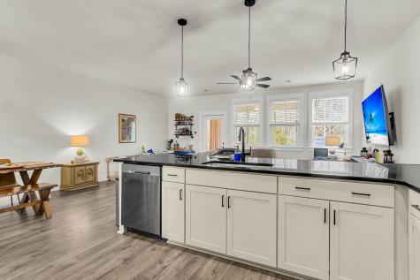 5112 Park Creek Avenue North Charleston SC 29418
