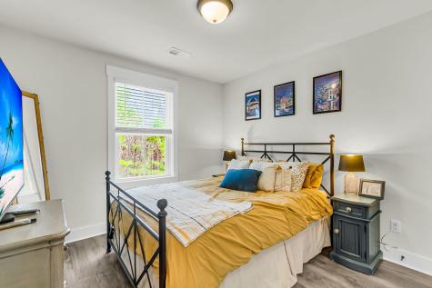 5112 Park Creek Avenue North Charleston SC 29418