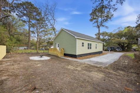 1550 Larry Street North Charleston SC 29406