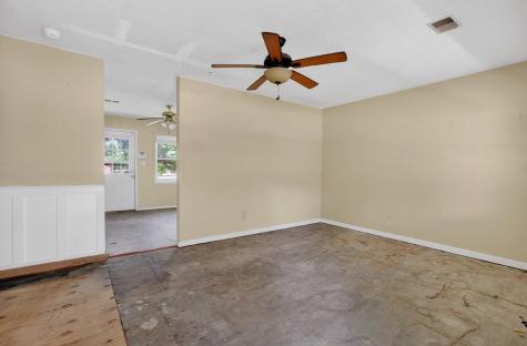 102 Montegue Street Santee SC 29142