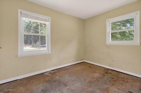 102 Montegue Street Santee SC 29142