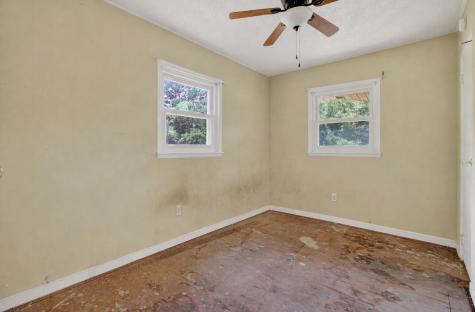102 Montegue Street Santee SC 29142