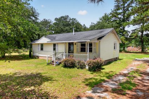 102 Montegue Street Santee SC 29142