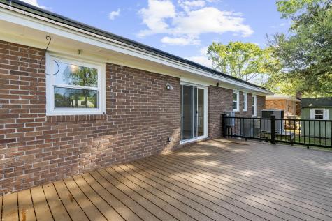 2235 N Dallerton Circle Charleston SC 29414