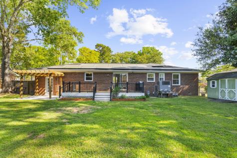 2235 N Dallerton Circle Charleston SC 29414
