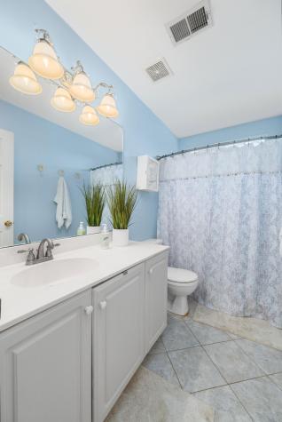 422 S Piazza Court Mount Pleasant SC 29464