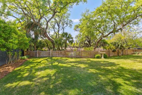7856 Farr Street Daniel Island SC 29492