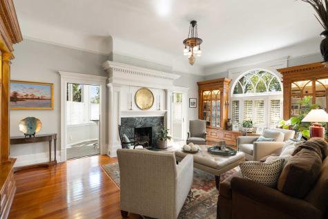 22 Rutledge Avenue Charleston SC 29401