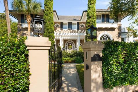 22 Rutledge Avenue Charleston SC 29401