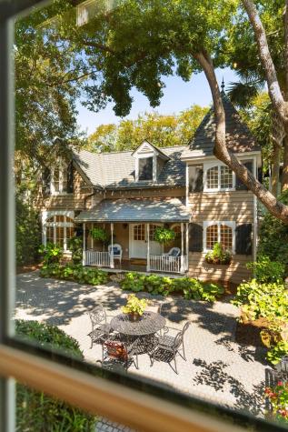 22 Rutledge Avenue Charleston SC 29401