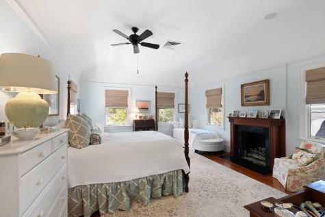 22 Rutledge Avenue Charleston SC 29401