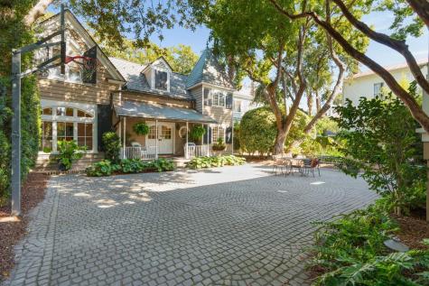 22 Rutledge Avenue Charleston SC 29401